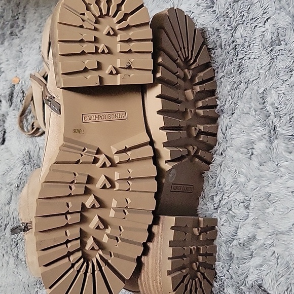 NEW Vince Camuto Women's Fawdry Combat Boot SIZE 7.5 - Picture 7 of 9